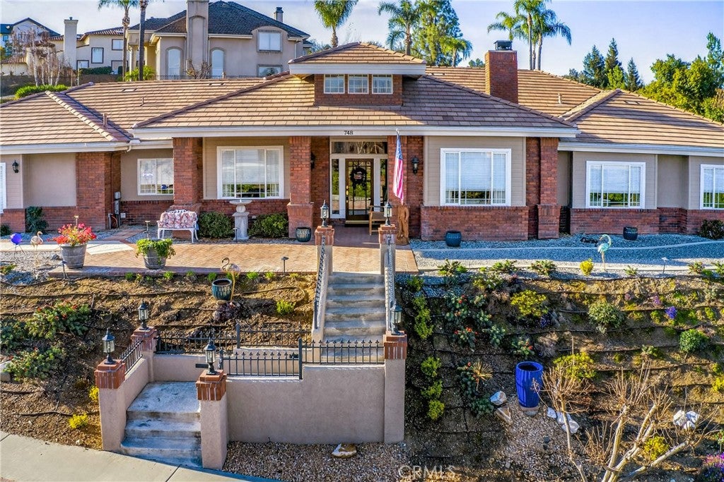 Redlands, California, 92373, United States, 4 Bedrooms Bedrooms, ,4 BathroomsBathrooms,Residential,Active,2022325
