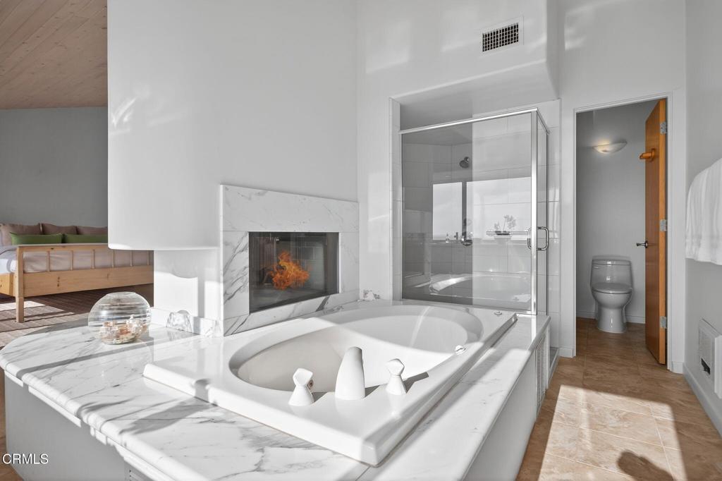 Oxnard, California, 93035, United States, 3 Bedrooms Bedrooms, ,3 BathroomsBathrooms,Residential,Active,1951816