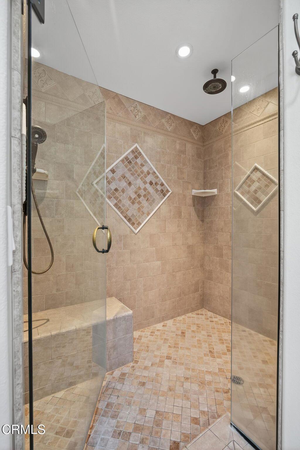 Camarillo, California, 93010, United States, 5 Bedrooms Bedrooms, ,5 BathroomsBathrooms,Residential,Active,1914579