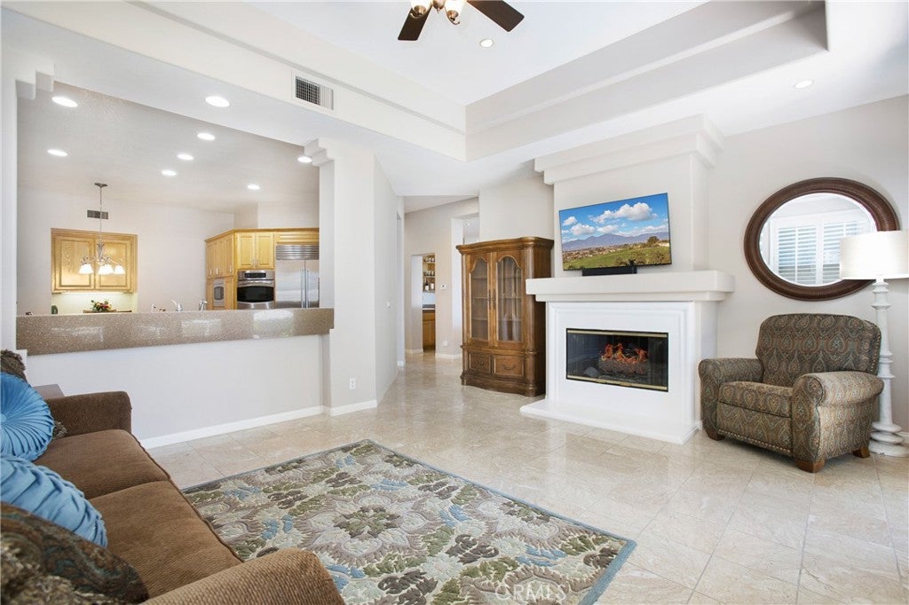 Trabuco Canyon, California, 92679, United States, 5 Bedrooms Bedrooms, ,5 BathroomsBathrooms,Residential,Active,1952479