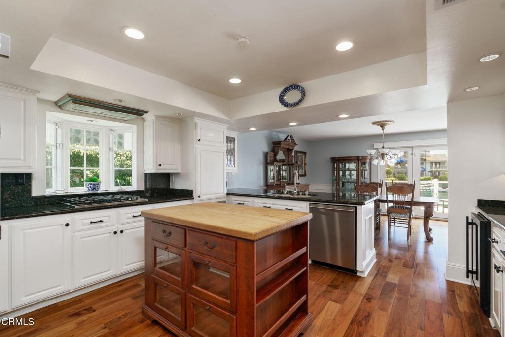 Oxnard, California, 93035, United States, ,4 BathroomsBathrooms,Residential,Active,1841320