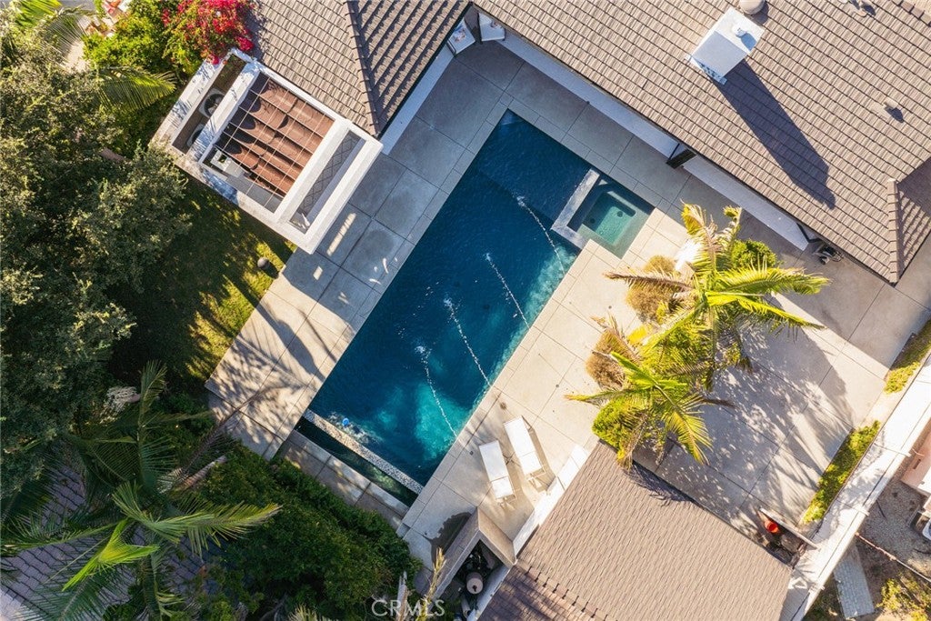San Marino, California, 91108, United States, 4 Bedrooms Bedrooms, ,4 BathroomsBathrooms,Residential,Active,1909089