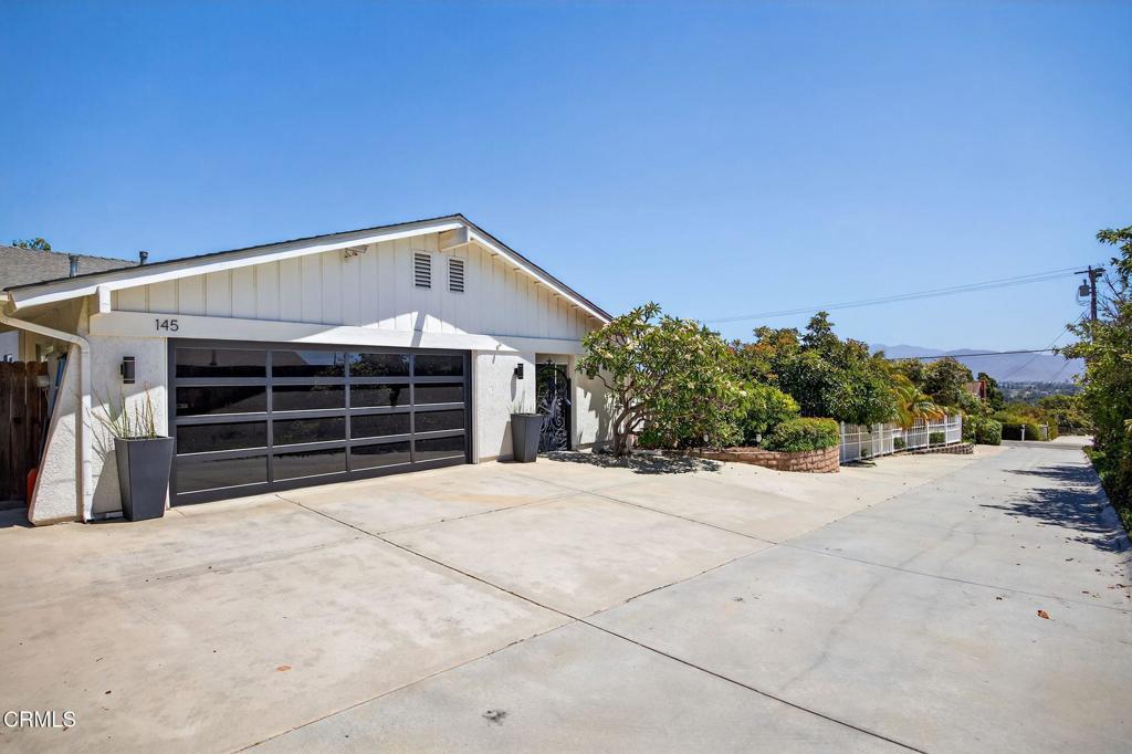 Camarillo, California, 93010, United States, 5 Bedrooms Bedrooms, ,5 BathroomsBathrooms,Residential,Active,1914579