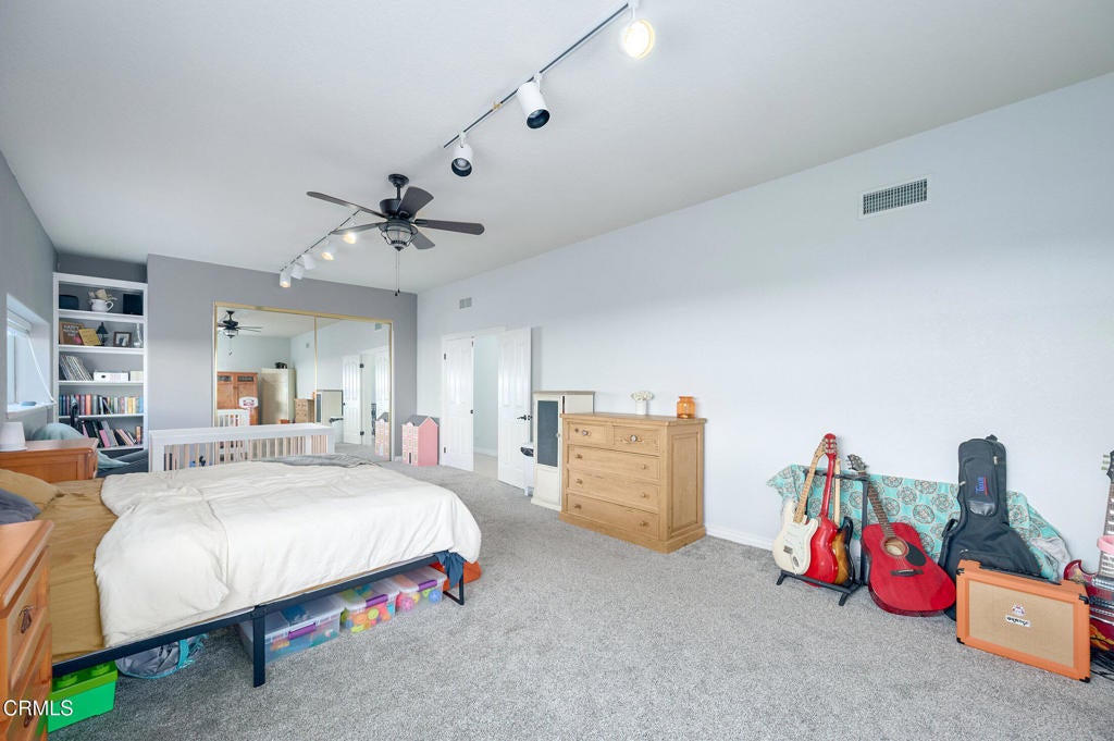 Camarillo, California, 93012, United States, 6 Bedrooms Bedrooms, ,4 BathroomsBathrooms,Residential,Active,1952615