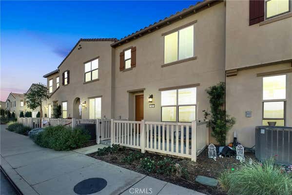 945 W CLOVER AVE, RIALTO, CA 92376 - Image 1