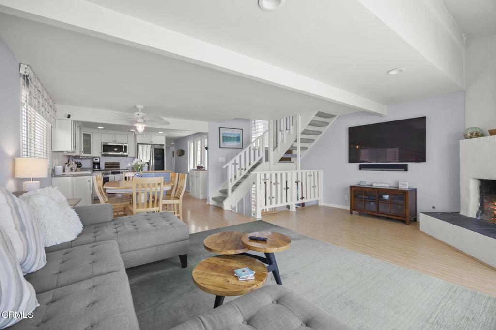 Oxnard, California, 93035, United States, 5 Bedrooms Bedrooms, ,3 BathroomsBathrooms,Residential,Active,1933720