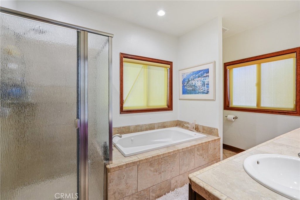 Big Bear Lake, California, 92315, United States, 6 Bedrooms Bedrooms, ,7 BathroomsBathrooms,Residential,Active,1945198