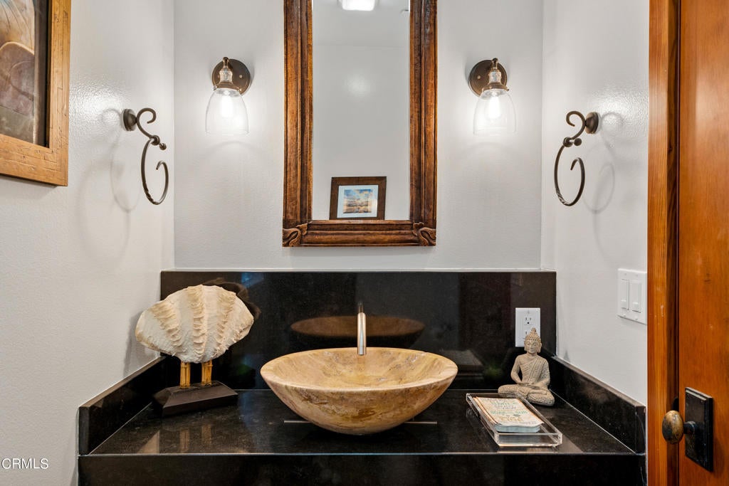 Oxnard, California, 93035, United States, 5 Bedrooms Bedrooms, ,5 BathroomsBathrooms,Residential,Active,1968422