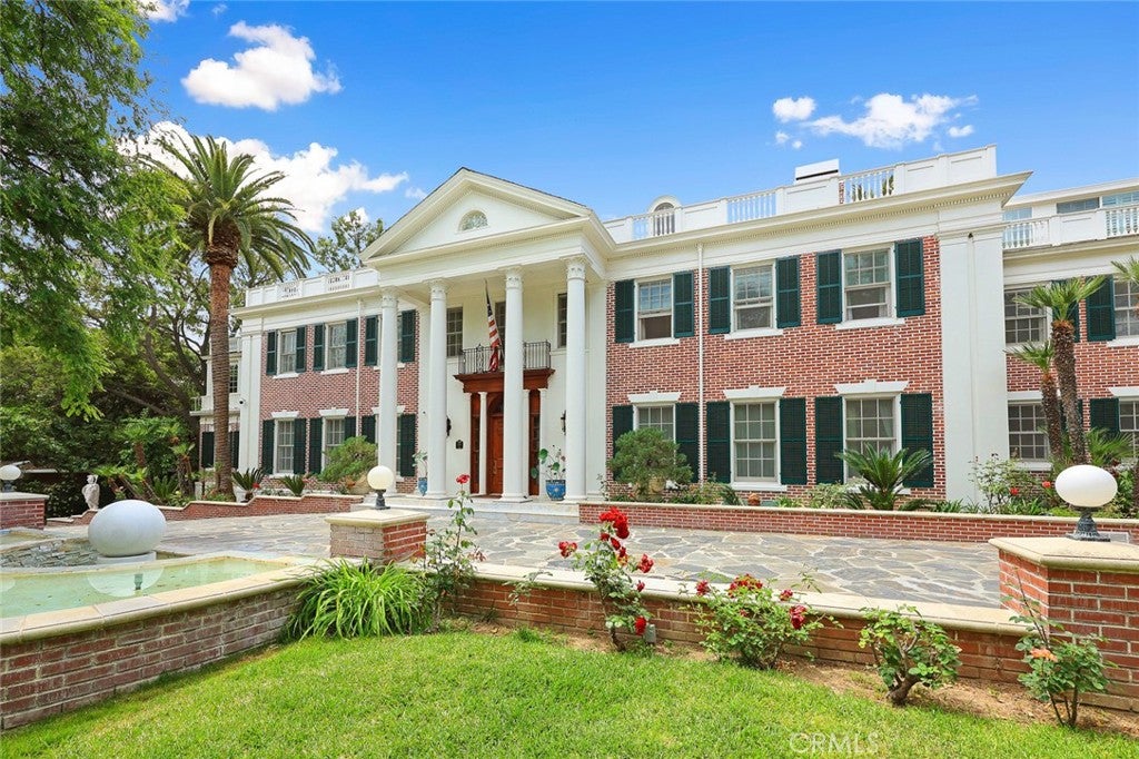 San Marino, California, 91108, United States, 6 Bedrooms Bedrooms, ,6 BathroomsBathrooms,Residential,Active,2008270