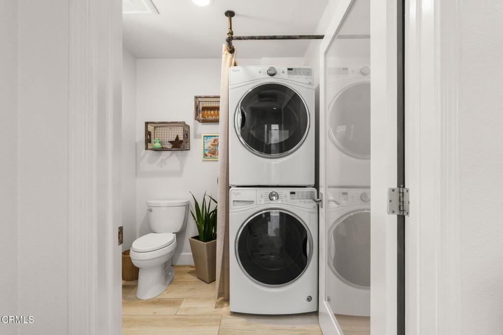 Oxnard, California, 93035, United States, 3 Bedrooms Bedrooms, ,4 BathroomsBathrooms,Residential,Active,1972169