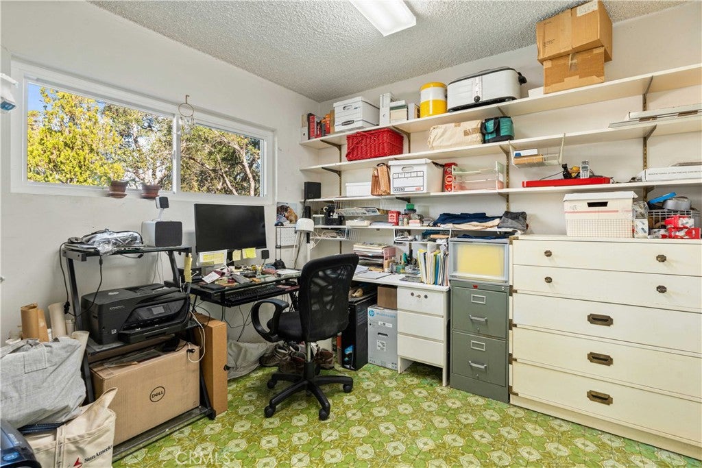 Studio City, California, 91604, United States, 5 Bedrooms Bedrooms, ,4 BathroomsBathrooms,Residential,Active,2006964