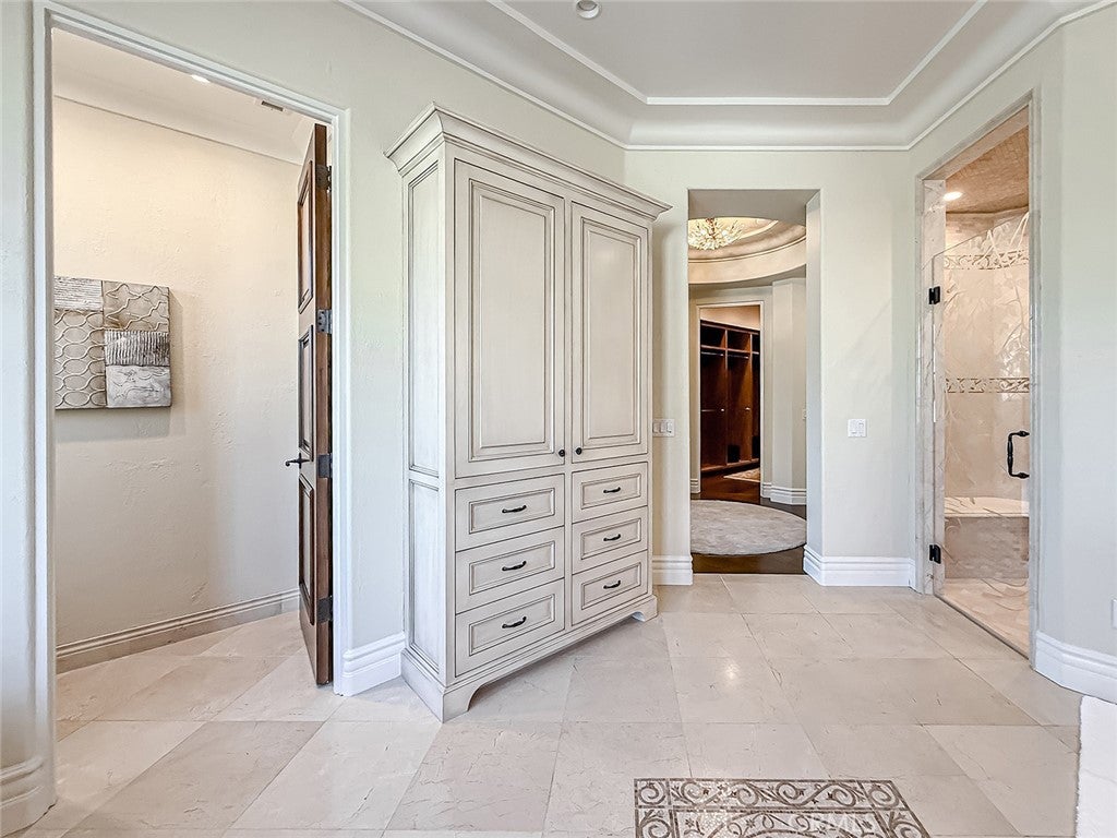 Westlake Village, California, 91361, United States, 3 Bedrooms Bedrooms, ,4 BathroomsBathrooms,Residential,Active,1985851