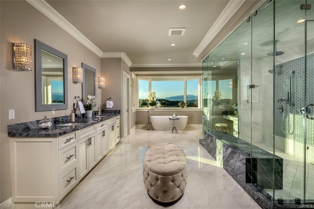 Diamond Bar, California, 91765, United States, 6 Bedrooms Bedrooms, ,7 BathroomsBathrooms,Residential,Active,1985574