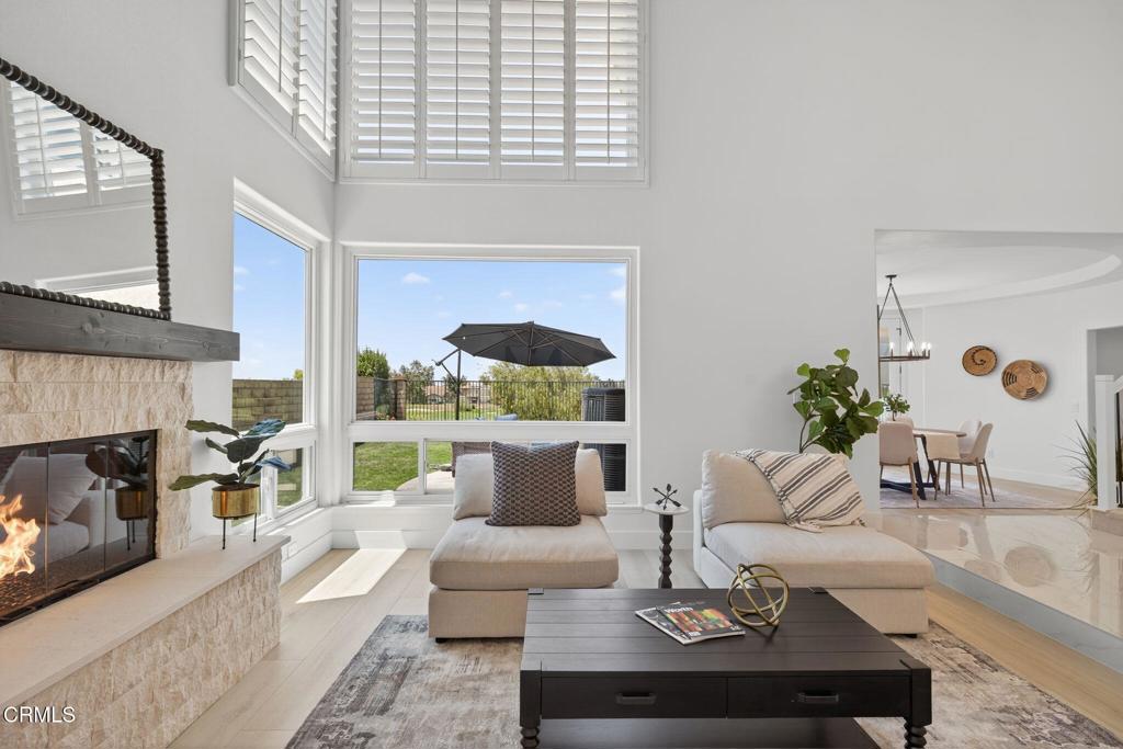Camarillo, California, 93010, United States, 5 Bedrooms Bedrooms, ,5 BathroomsBathrooms,Residential,Active,1914809