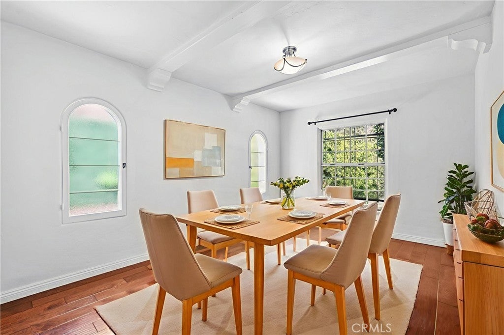 North Hollywood, California, 91602, United States, 3 Bedrooms Bedrooms, ,2 BathroomsBathrooms,Residential,Active,1914796