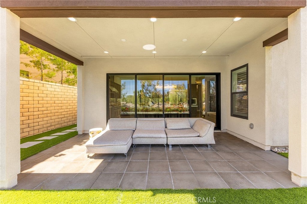 Lake Forest, California, 92630, United States, 5 Bedrooms Bedrooms, ,6 BathroomsBathrooms,Residential,Active,1801044