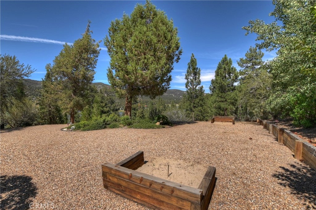 Big Bear Lake, California, 92315, United States, 4 Bedrooms Bedrooms, ,4 BathroomsBathrooms,Residential,Active,1905113