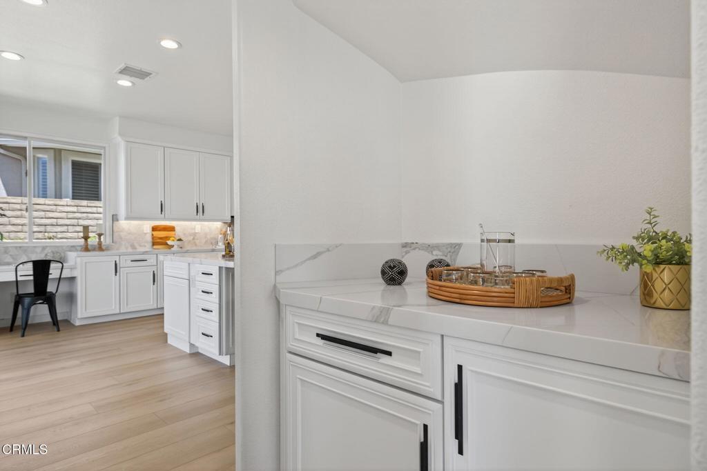 Camarillo, California, 93010, United States, 5 Bedrooms Bedrooms, ,5 BathroomsBathrooms,Residential,Active,1914809