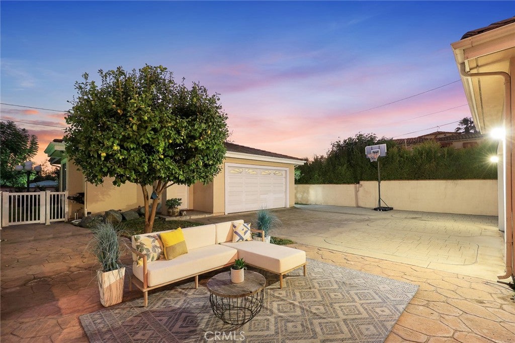 Arcadia, California, 91007, United States, 7 Bedrooms Bedrooms, ,7 BathroomsBathrooms,Residential,Active,2007296