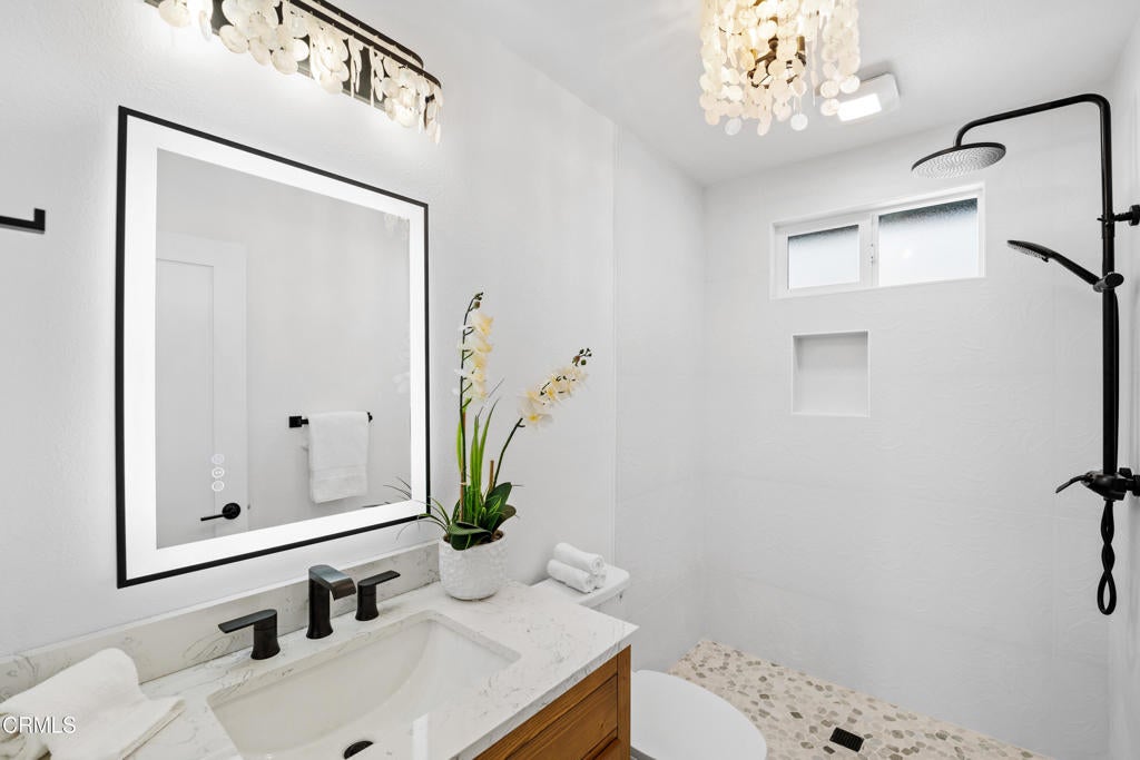 Oxnard, California, 93035, United States, 3 Bedrooms Bedrooms, ,3 BathroomsBathrooms,Residential,Active,1798066