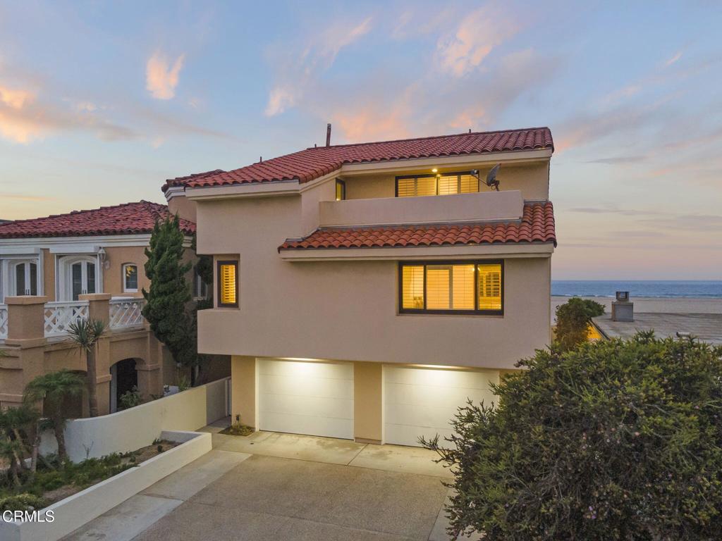 Oxnard, California, 93035, United States, 3 Bedrooms Bedrooms, ,3 BathroomsBathrooms,Residential,Active,1951816