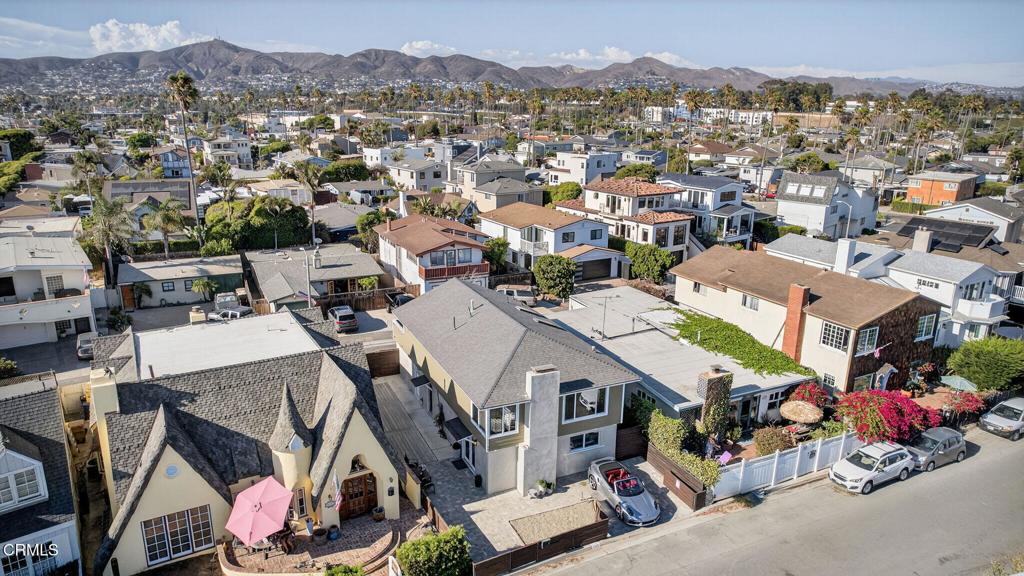 Ventura, California, 93001, United States, 4 Bedrooms Bedrooms, ,3 BathroomsBathrooms,Residential,Active,1926891