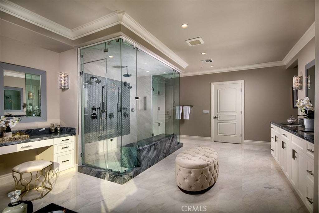 Diamond Bar, California, 91765, United States, 6 Bedrooms Bedrooms, ,7 BathroomsBathrooms,Residential,Active,1898223