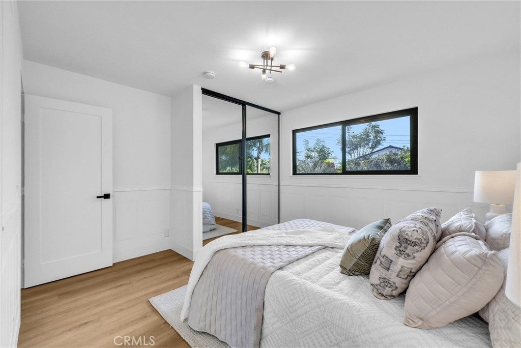 Huntington Beach, California, 92646, United States, 4 Bedrooms Bedrooms, ,3 BathroomsBathrooms,Residential,Active,1998762