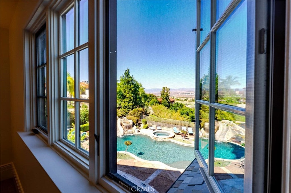 Valencia, California, 91381, United States, 6 Bedrooms Bedrooms, ,11 BathroomsBathrooms,Residential,Active,1959978