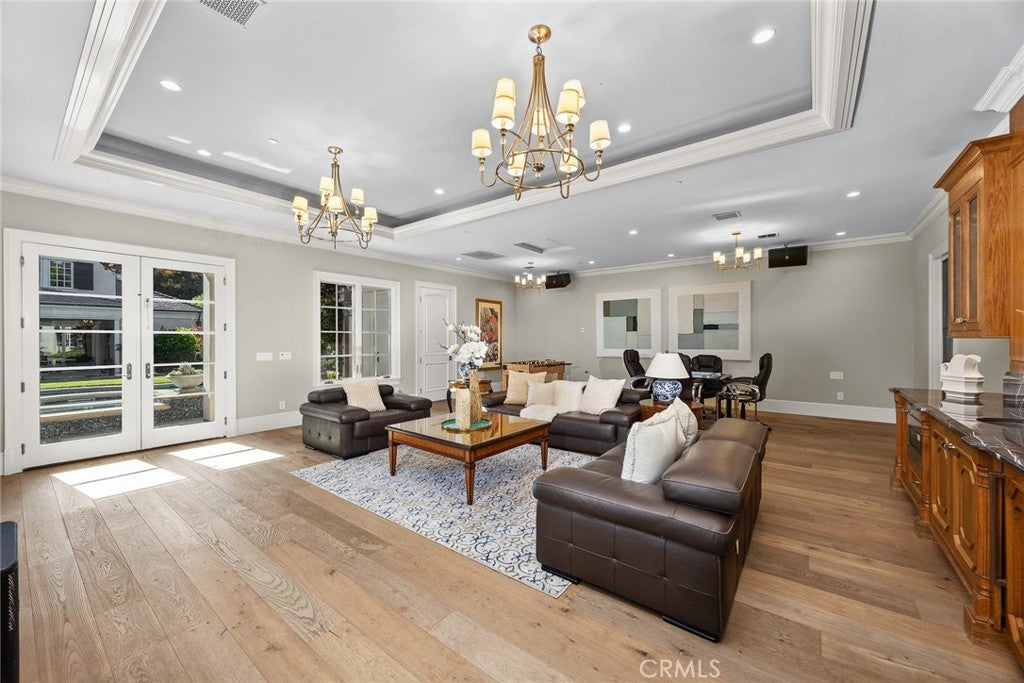 Arcadia, California, 91006, United States, 6 Bedrooms Bedrooms, ,8 BathroomsBathrooms,Residential,Active,1933891