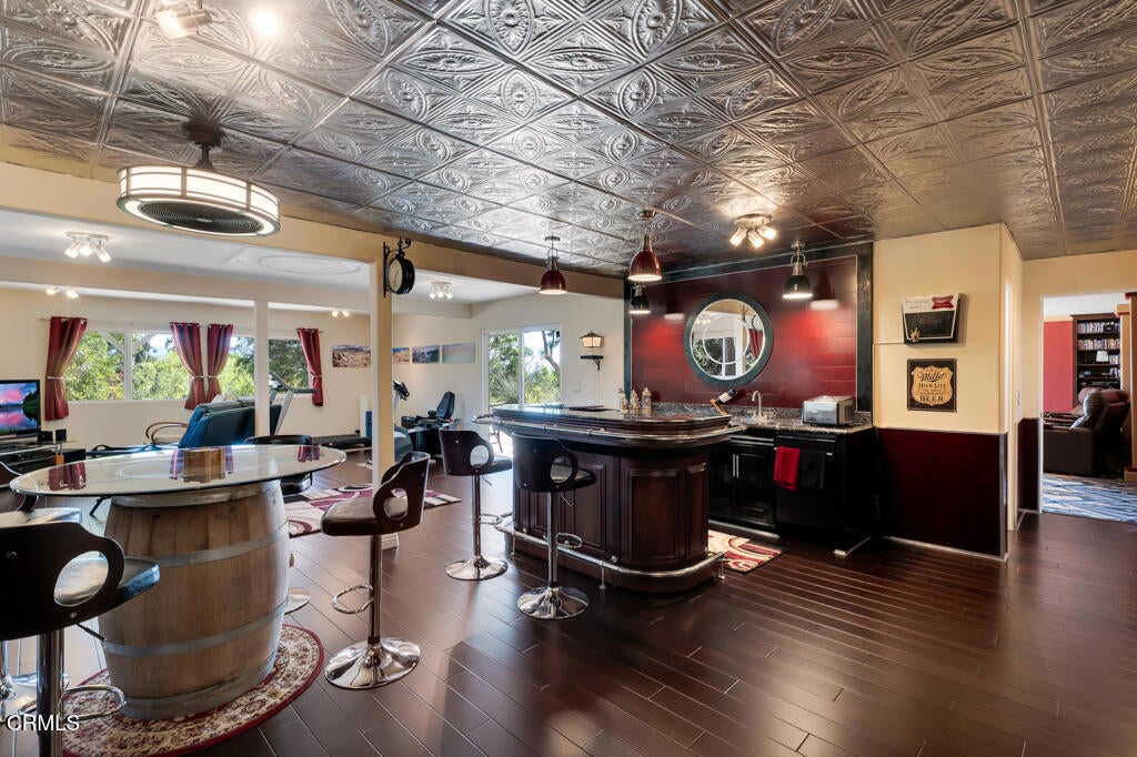 Camarillo, California, 93010, United States, 4 Bedrooms Bedrooms, ,6 BathroomsBathrooms,Residential,Active,1987228