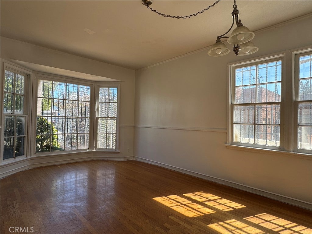 Los Angeles, California, 90036, United States, 5 Bedrooms Bedrooms, ,4 BathroomsBathrooms,Residential,Active,1952991