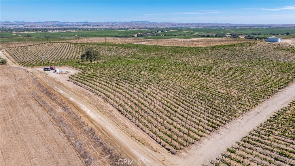 Paso Robles, California, 93446, United States, 4 Bedrooms Bedrooms, ,3 BathroomsBathrooms,Residential,Active,1944280