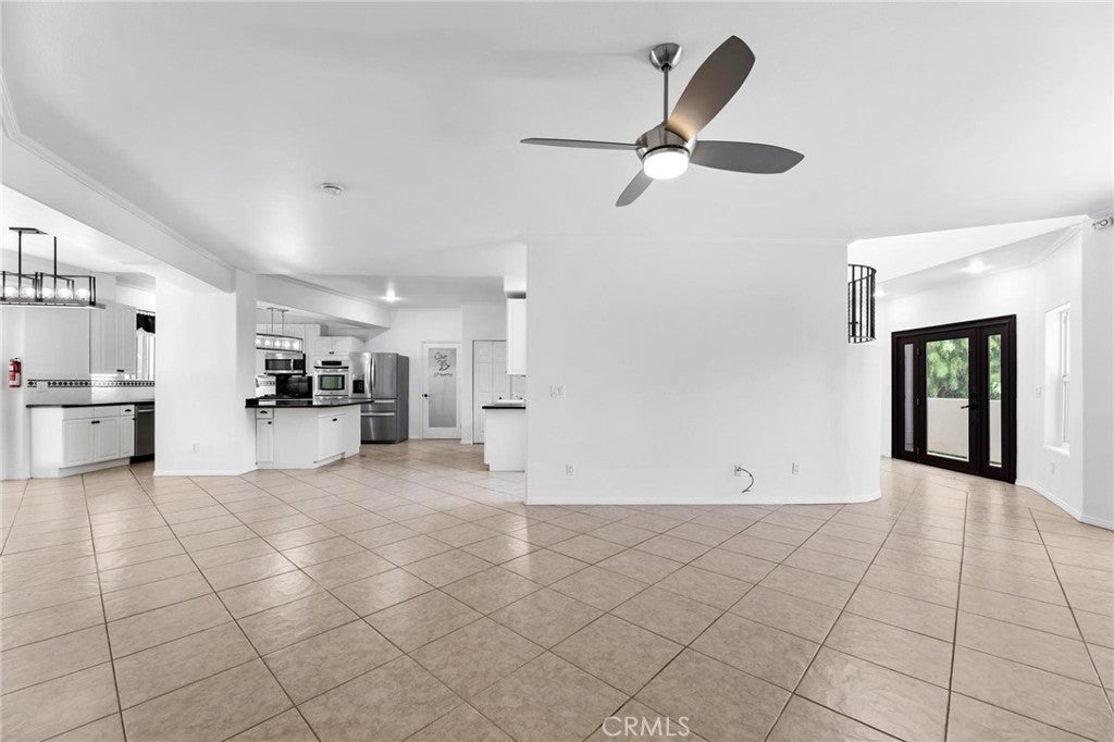 Chatsworth, California, 91311, United States, 4 Bedrooms Bedrooms, ,4 BathroomsBathrooms,Residential,Active,2011421