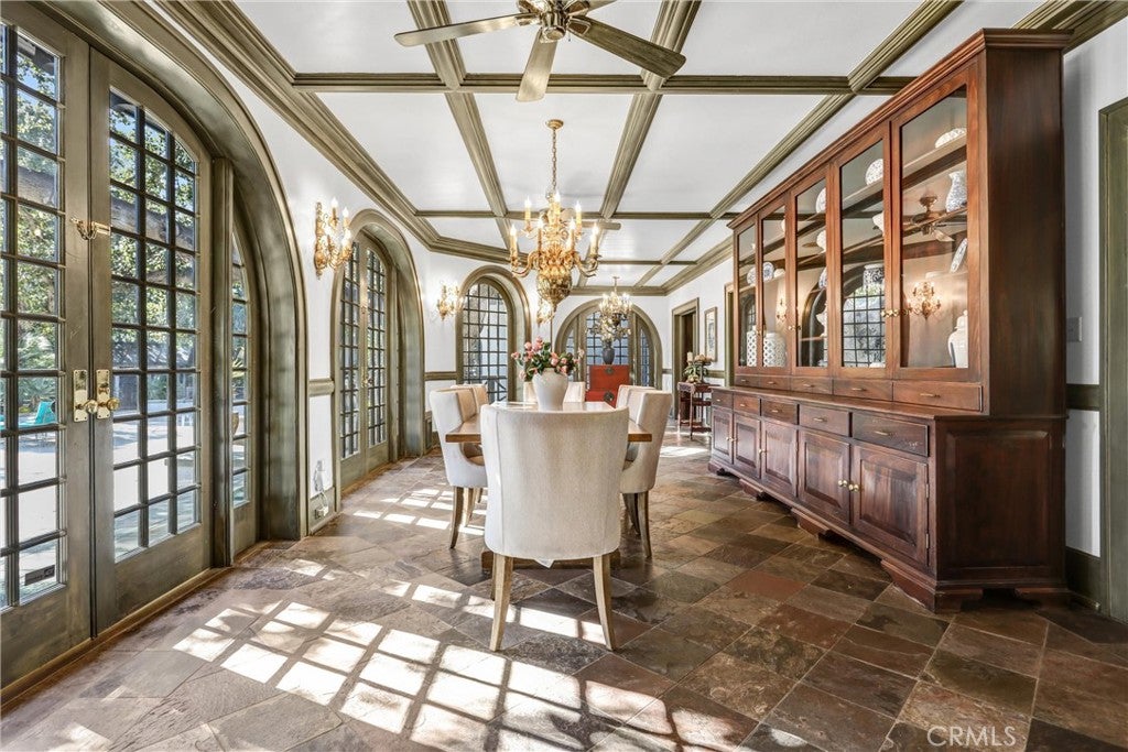 Pasadena, California, 91106, United States, 8 Bedrooms Bedrooms, ,10 BathroomsBathrooms,Residential,Active,1996260