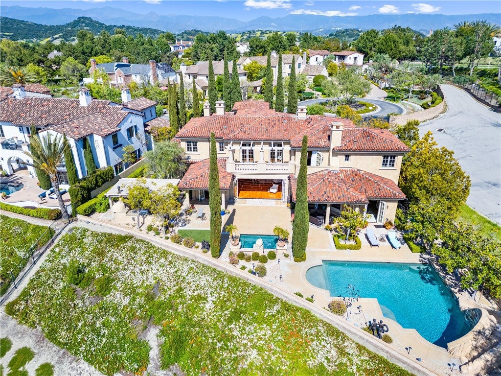 Ladera Ranch, California, 92694, United States, 5 Bedrooms Bedrooms, ,6 BathroomsBathrooms,Residential,Active,1798097