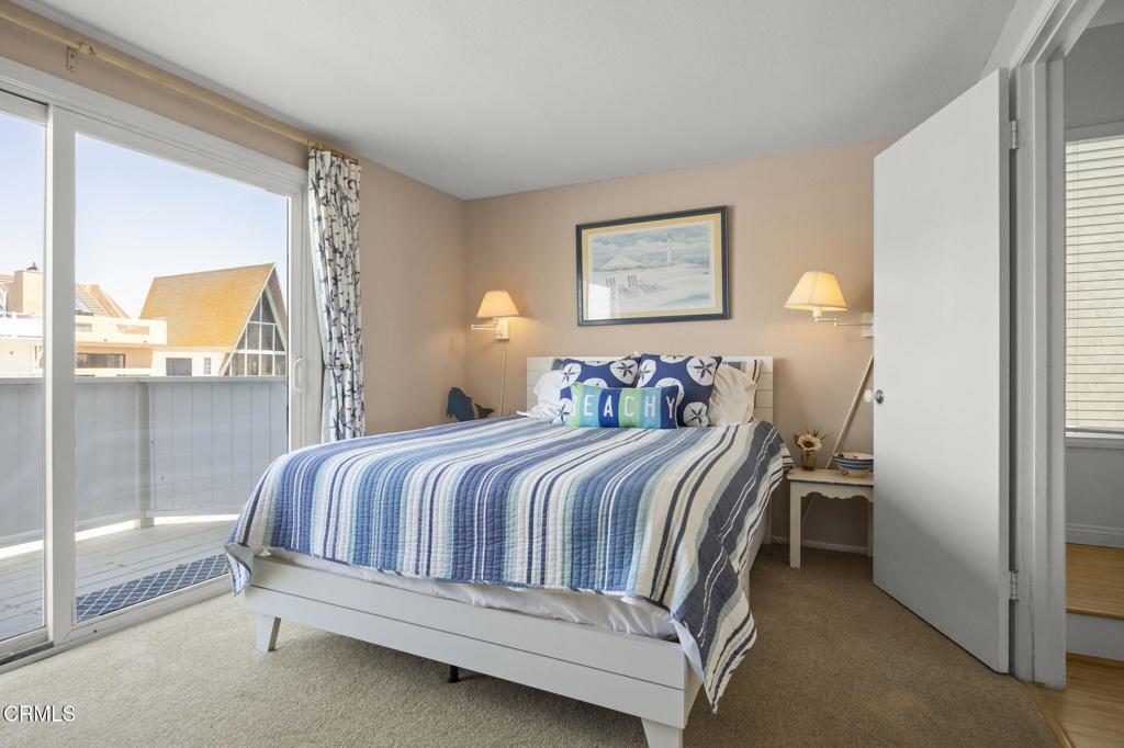 Oxnard, California, 93035, United States, 5 Bedrooms Bedrooms, ,3 BathroomsBathrooms,Residential,Active,1933720