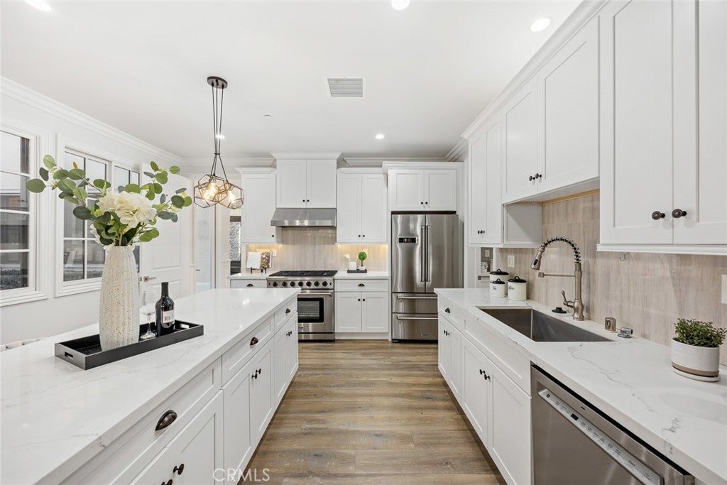 Temple City, California, 91780, United States, 4 Bedrooms Bedrooms, ,5 BathroomsBathrooms,Residential,Active,2016702