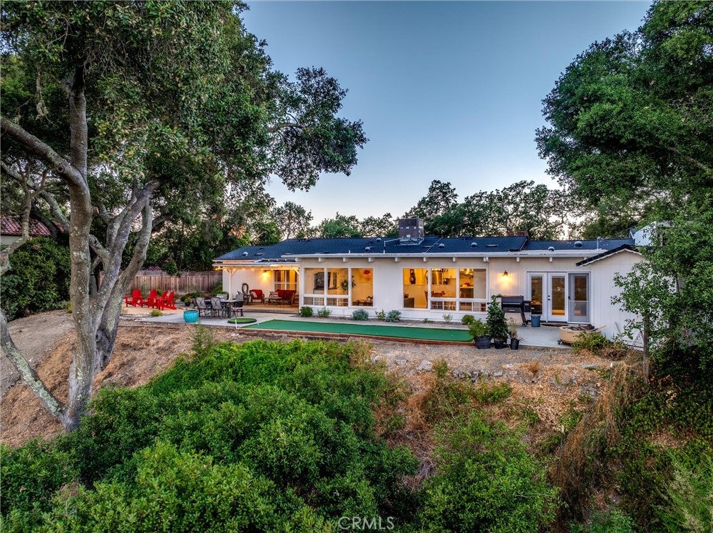 Atascadero, California, 93422, United States, 4 Bedrooms Bedrooms, ,2 BathroomsBathrooms,Residential,Active,1913985