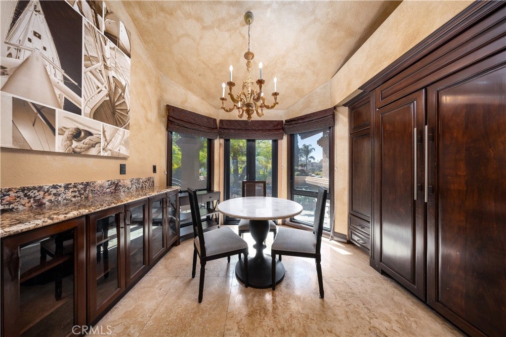 Pomona, California, 91766, United States, 5 Bedrooms Bedrooms, ,5 BathroomsBathrooms,Residential,Active,1989773