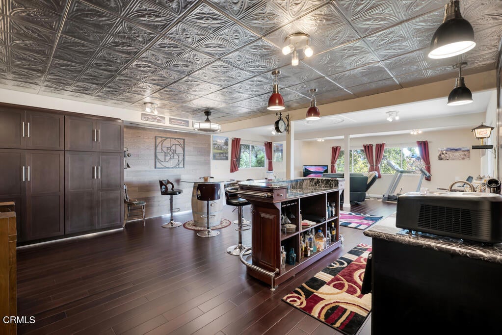 Camarillo, California, 93010, United States, 4 Bedrooms Bedrooms, ,6 BathroomsBathrooms,Residential,Active,1987228