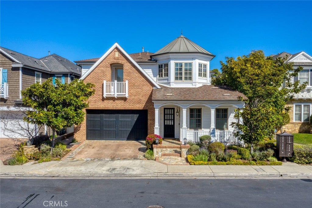 Huntington Beach, California, 92649, United States, 4 Bedrooms Bedrooms, ,4 BathroomsBathrooms,Residential,Active,1780402