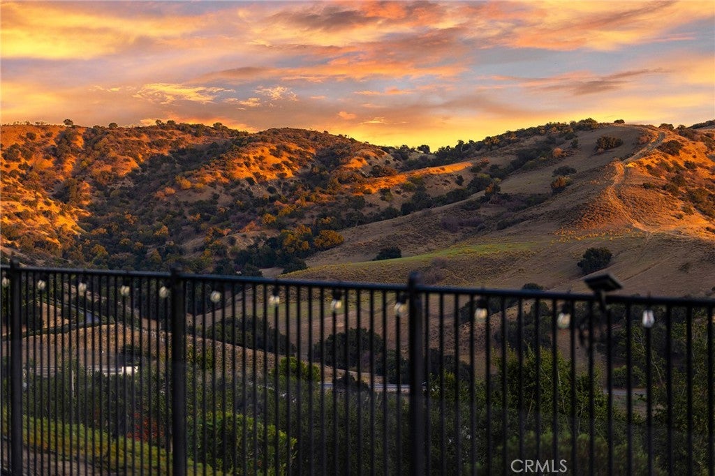 Chino Hills, California, 91709, United States, 5 Bedrooms Bedrooms, ,6 BathroomsBathrooms,Residential,Active,1986885