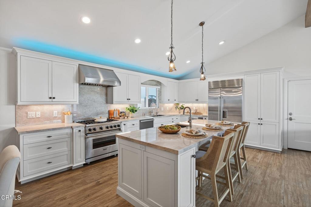 Oxnard, California, 93035, United States, 2 Bedrooms Bedrooms, ,2 BathroomsBathrooms,Residential,Active,1927655