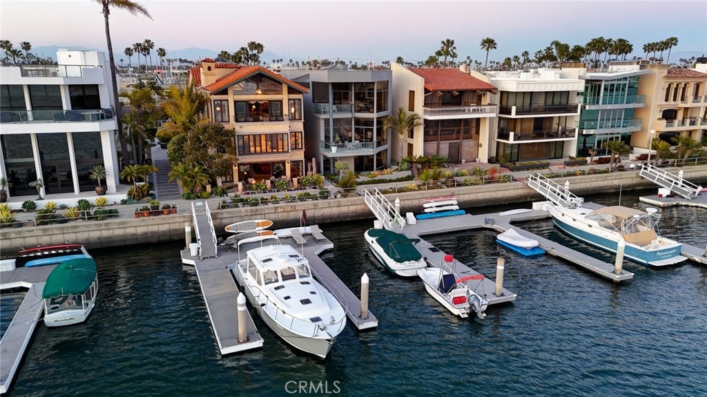 Long Beach, California, 90803, United States, 4 Bedrooms Bedrooms, ,4 BathroomsBathrooms,Residential,Active,1903219