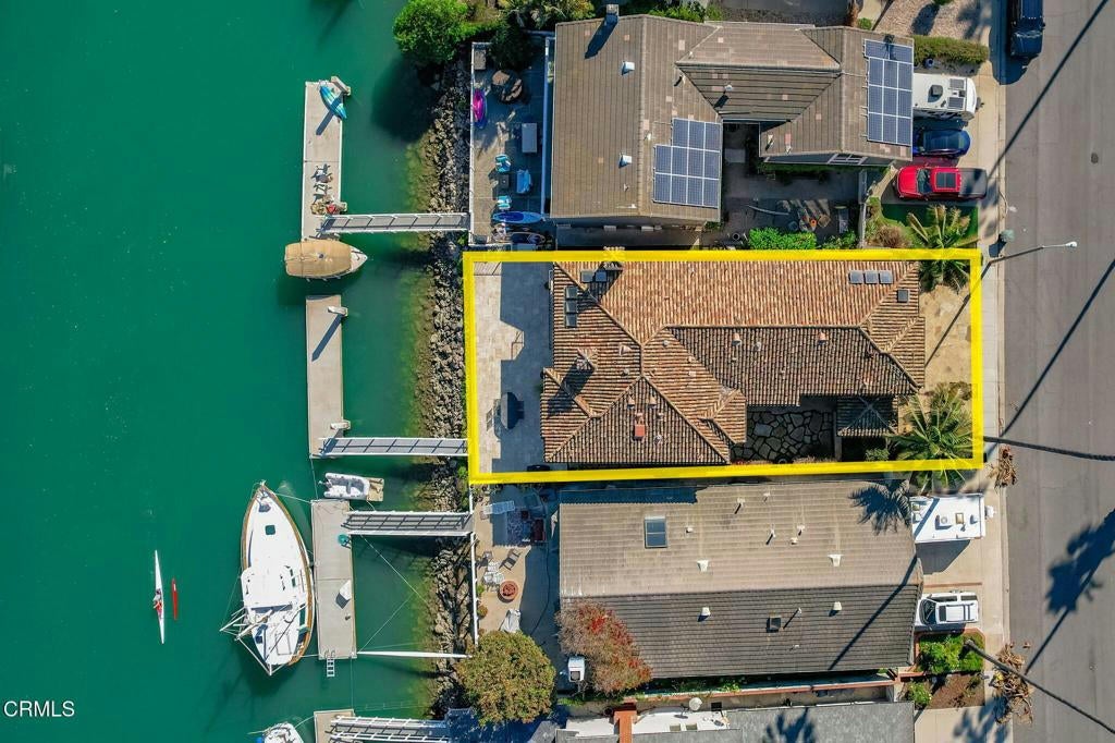 Ventura, California, 93001, United States, 3 Bedrooms Bedrooms, ,4 BathroomsBathrooms,Residential,Active,1756327