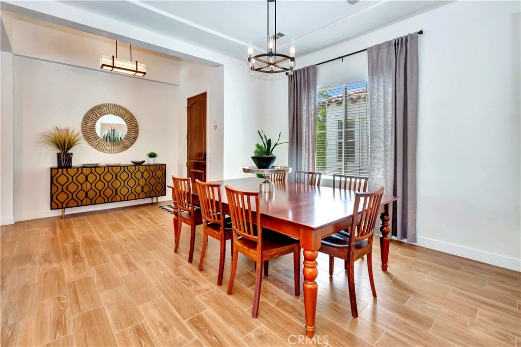 Indio, California, 92201, United States, 6 Bedrooms Bedrooms, ,5 BathroomsBathrooms,Residential,Active,1880350