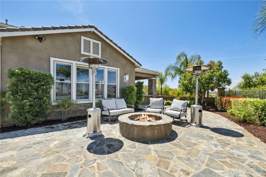 Yucaipa, California, 92399, United States, 4 Bedrooms Bedrooms, ,6 BathroomsBathrooms,Residential,Active,1858722