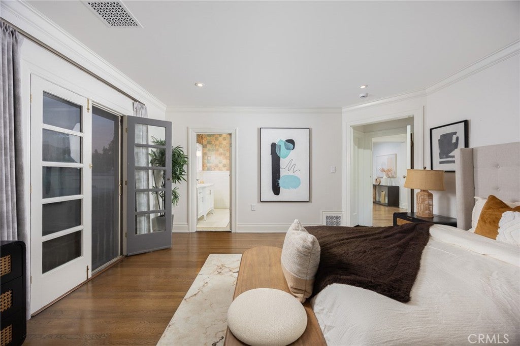 928 S El Molino Ave – image 33
