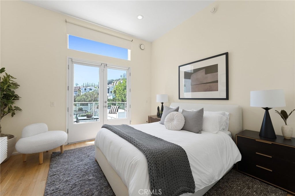 Los Angeles, California, 90069, United States, 3 Bedrooms Bedrooms, ,4 BathroomsBathrooms,Residential,Active,1959526